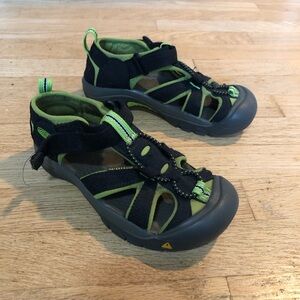 KEEN Newport H2 Sandals - Kids' Black/lime Green Size 1 Little Kid